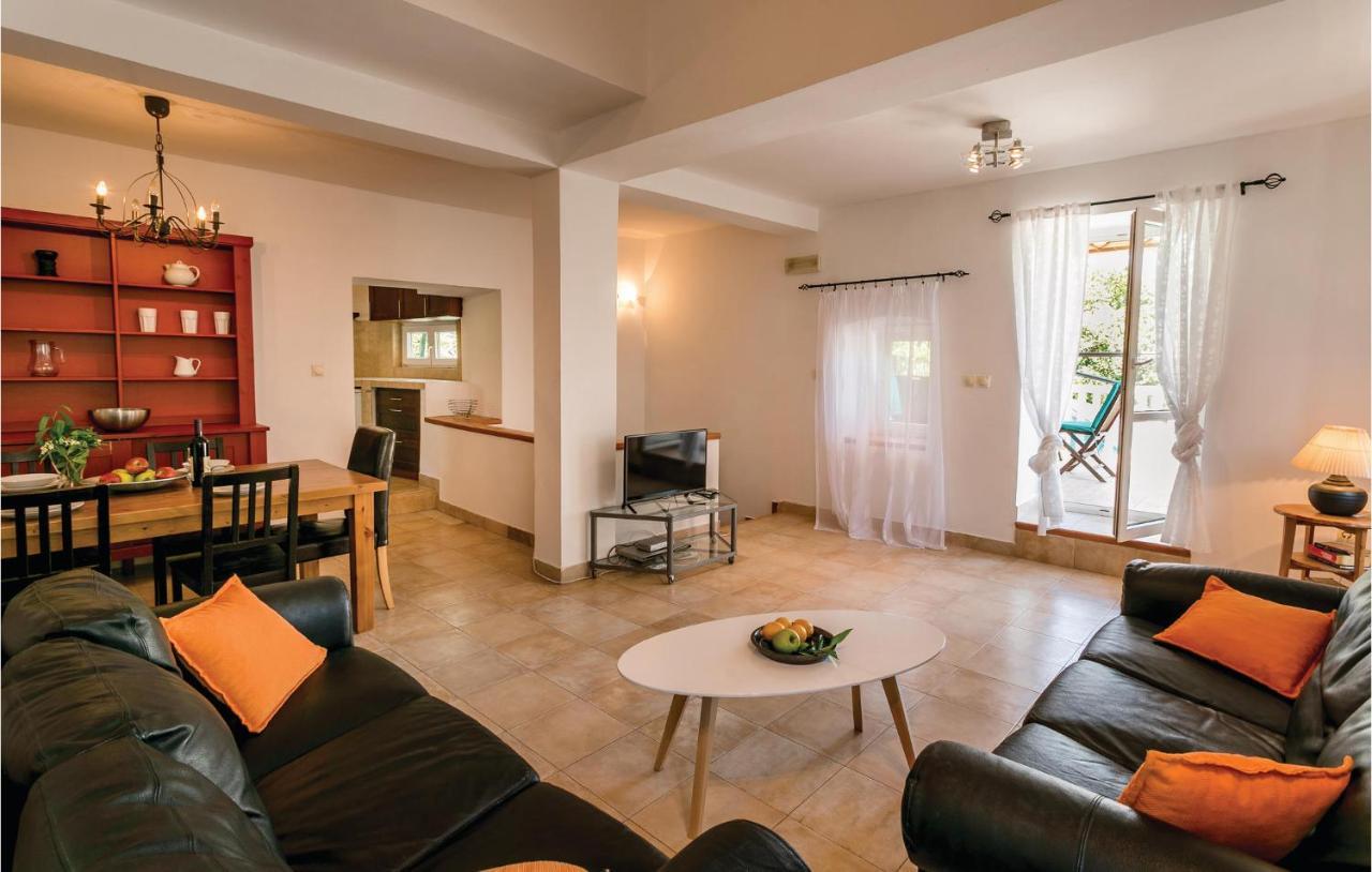 Lovely Home In Kotor With Wifi Esterno foto