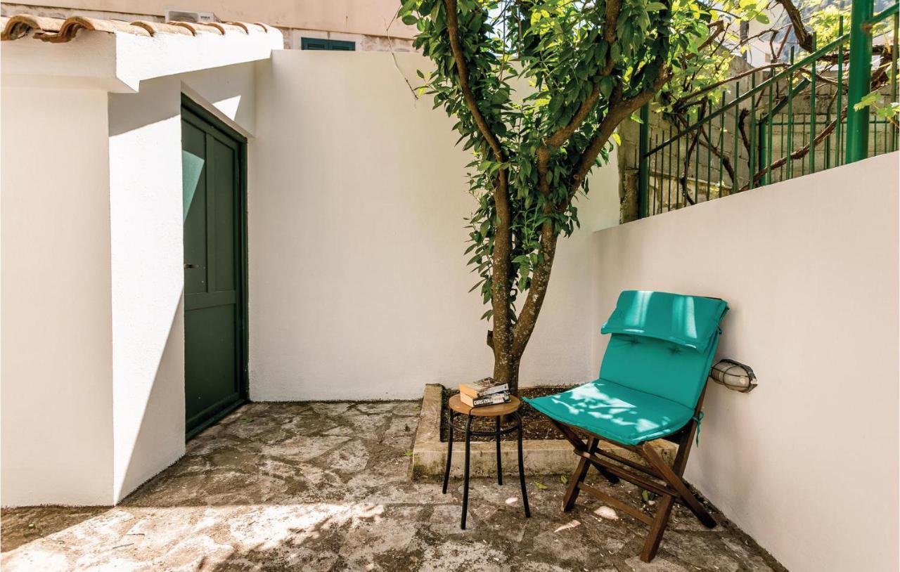 Lovely Home In Kotor With Wifi Esterno foto